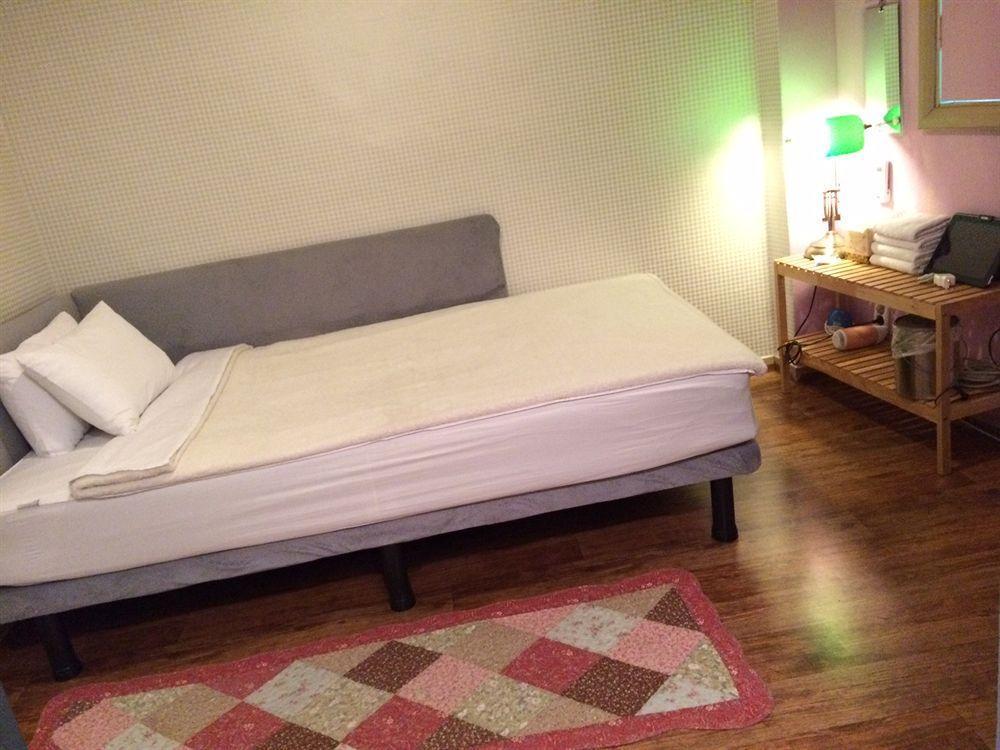 Backpackers In Jeju City Center Luaran gambar