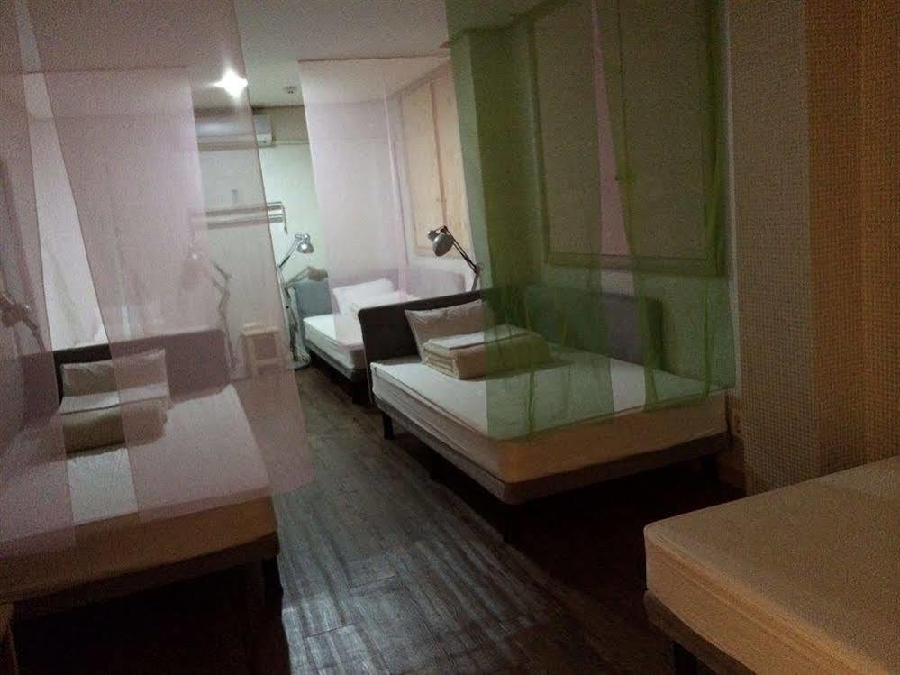 Backpackers In Jeju City Center Luaran gambar